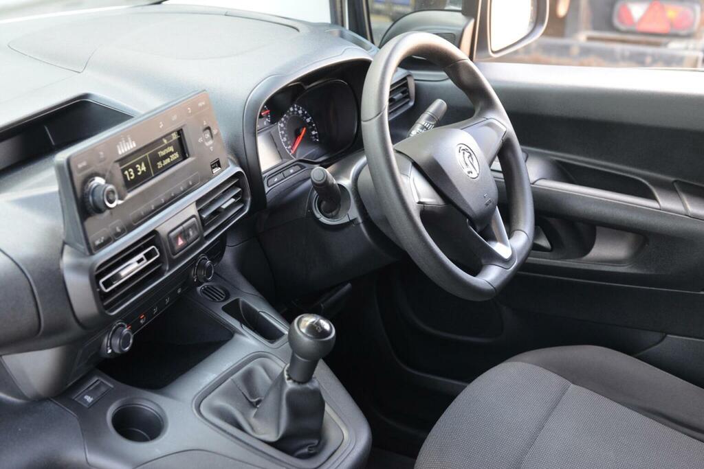 Vauxhall Combo 1.5 Turbo D 2000 Edition L1 H1 Euro 6 Ss KN71MJX White #2