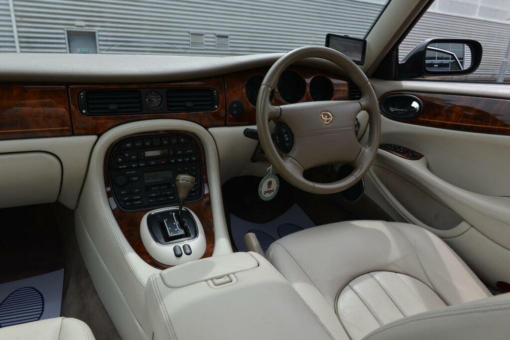 Daimler XJ Series 4.0 V8 Lwb Saloon R763TNP  #2