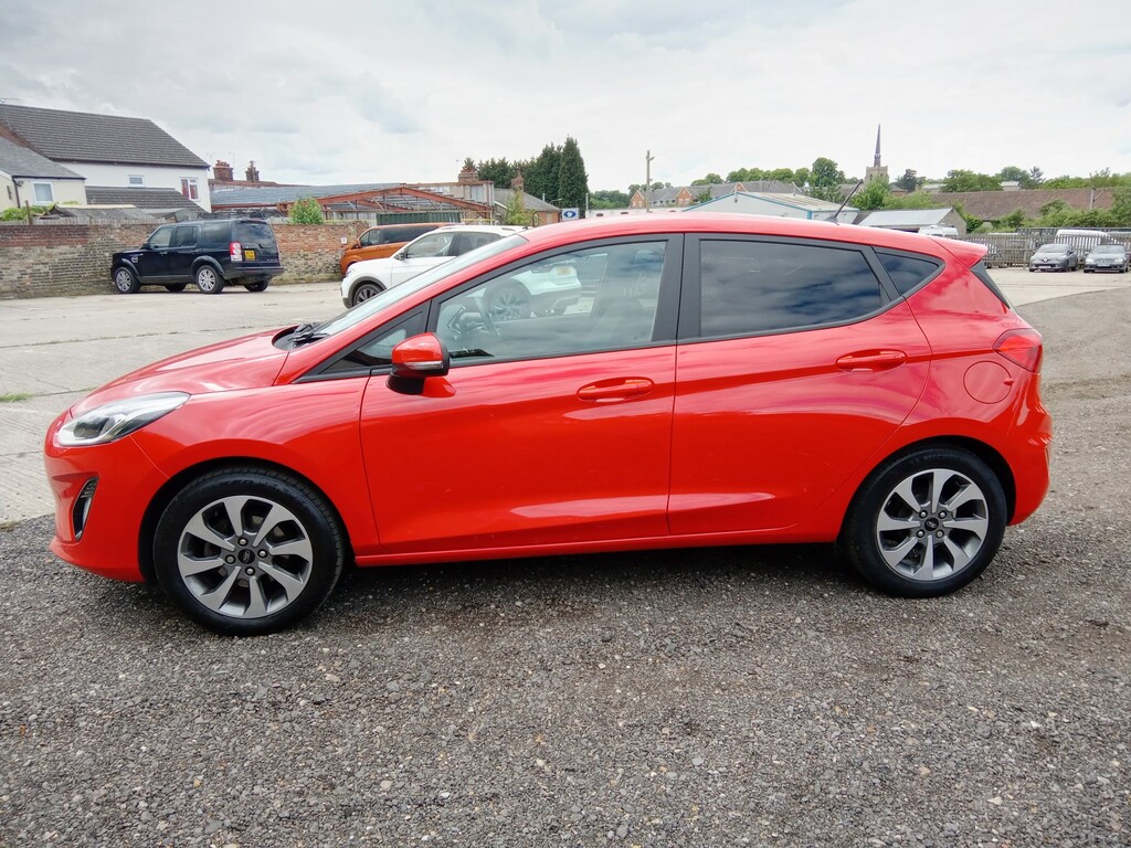 Ford Fiesta 1.1 Ti-vct Trend Red #6