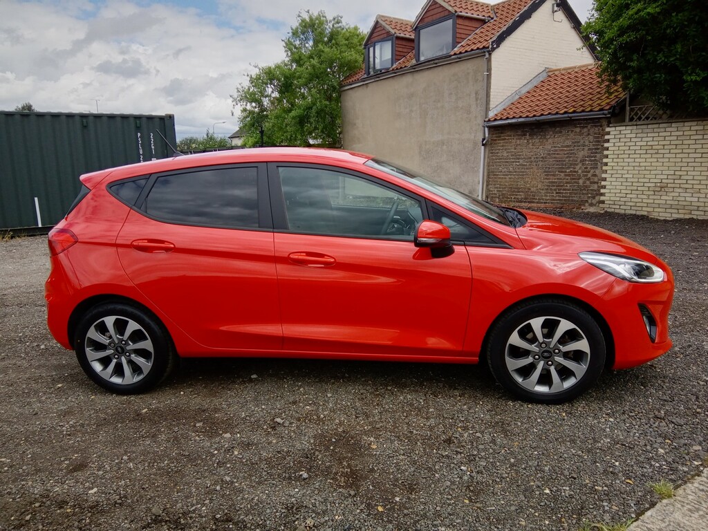 Ford Fiesta 1.1 Ti-vct Trend Red #3
