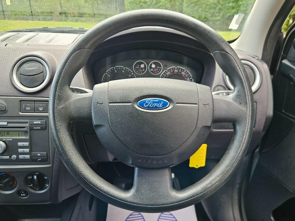 Ford Fusion 1.6 Zetec Climate Rear Parking Sensor Red #14