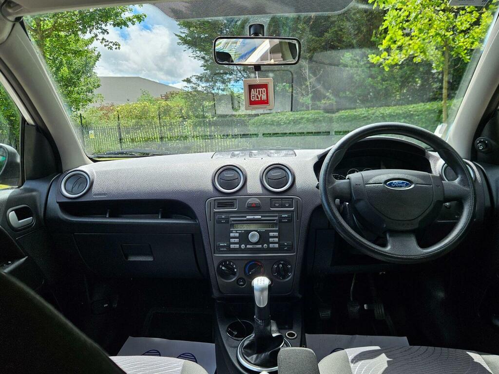 Ford Fusion 1.6 Zetec Climate Rear Parking Sensor Red #9
