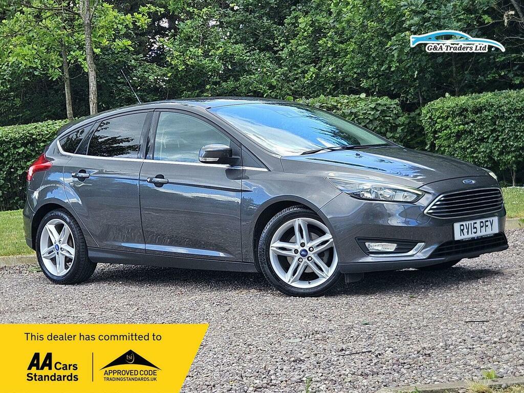 Ford Focus 1.0T Ecoboost Titanium Euro 6 Ss 201515 Grey