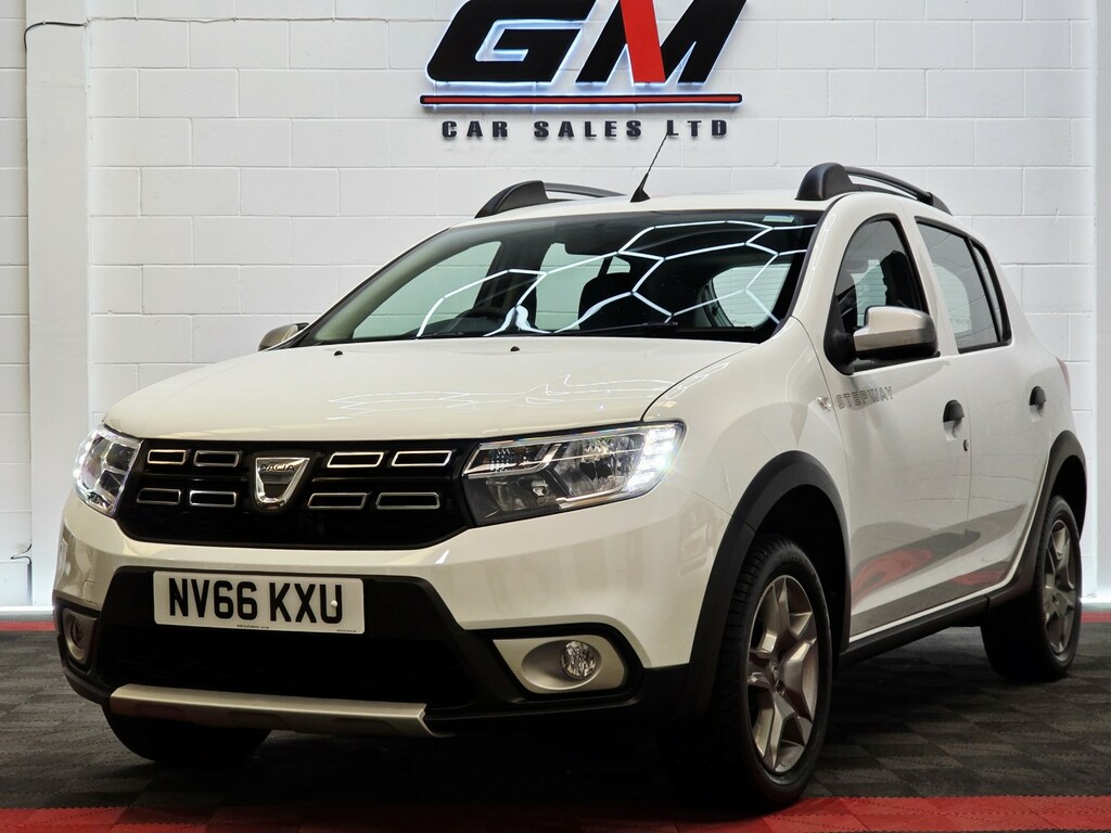 Dacia Sandero Stepway 0.9 Stepway Laureate Tce 90 White