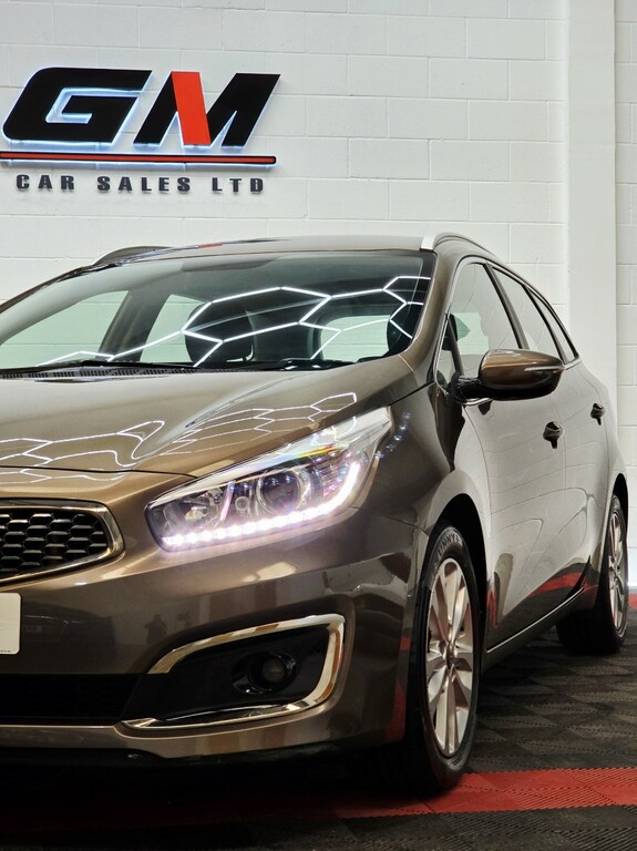 Kia Ceed 1.6 Crdi 2 Brown #2