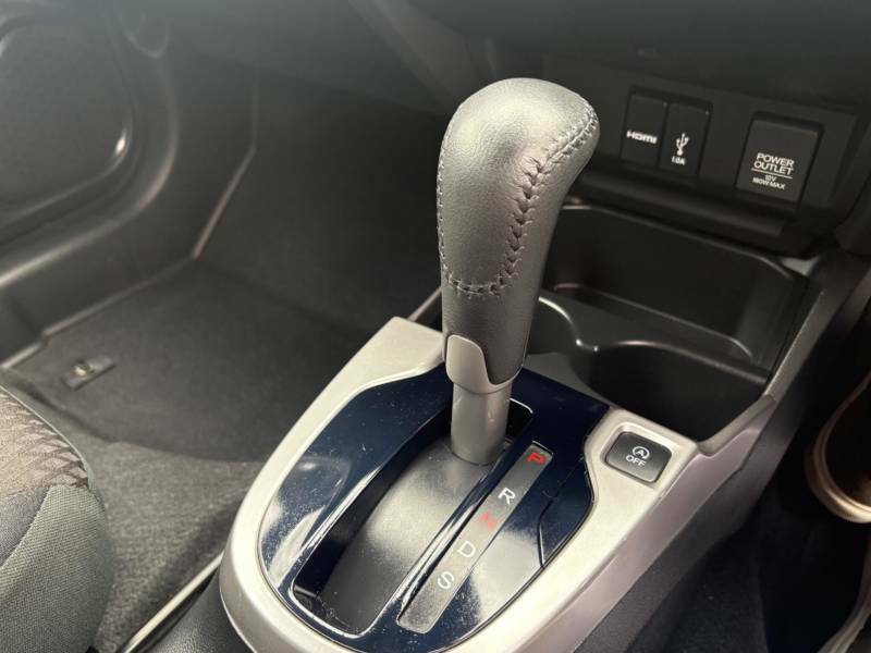 Honda Jazz 1.5L I-mmd Sr 108 Bhp Blue #12