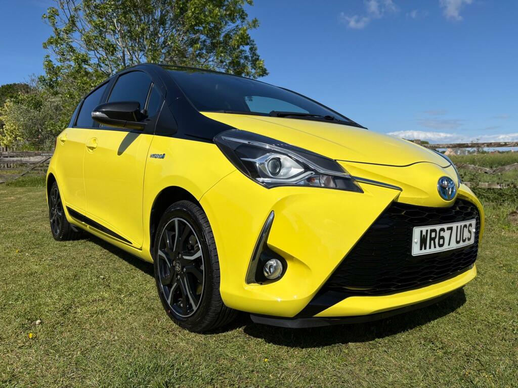 Toyota Yaris 1.5 Vvt-h Yellow Bi-tone Limited Edition E-cvt Eur WR67UCS Yellow #3
