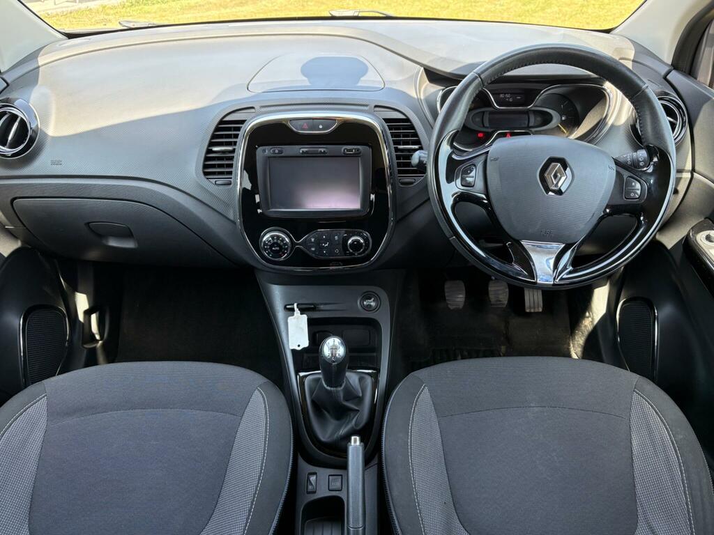 Renault Captur 1.5 Dci Energy Dynamique S Medianav Euro 5 Ss 5 RE64ZKF Grey #2