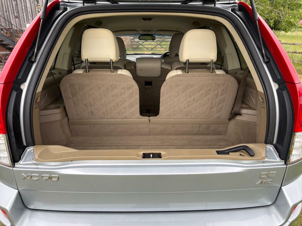 Volvo XC90 Suv 2.4 D5 Executive 2013 Black #24