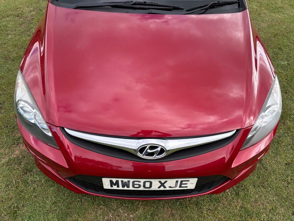 Hyundai I30 1.6 Crdi Comfort Euro 4 Red #4