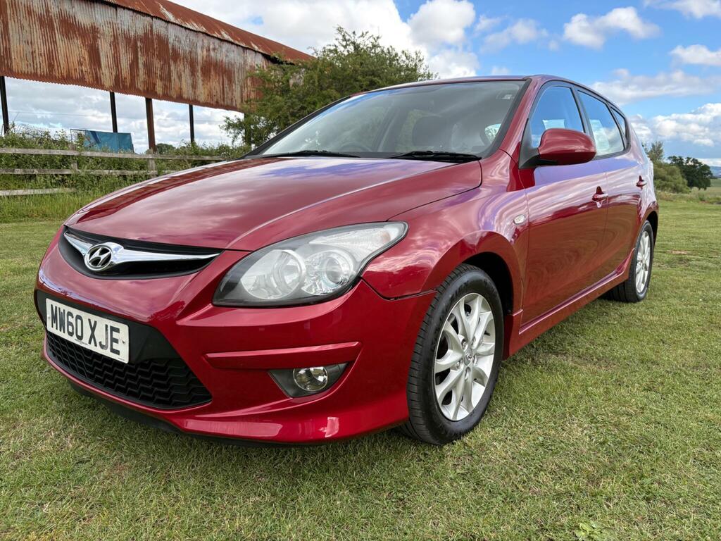 Hyundai I30 1.6 Crdi Comfort Euro 4 Red