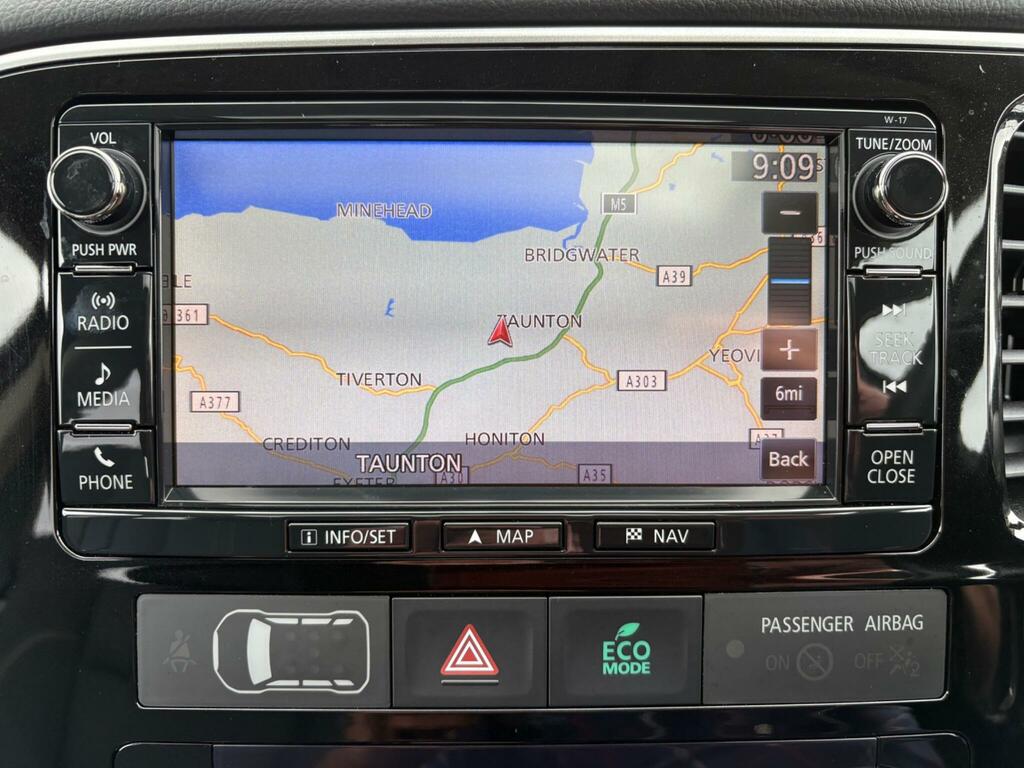 Mitsubishi Outlander 2.2 Di-d 3  #21