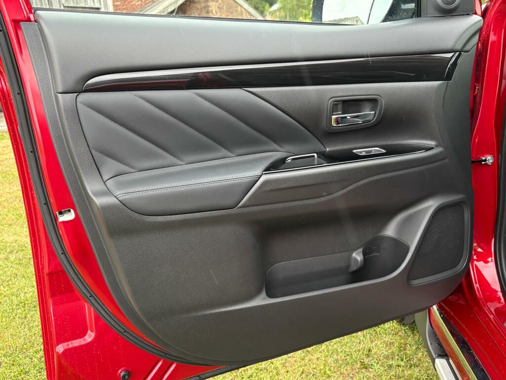 Mitsubishi Outlander 2.2 Di-d 3  #27