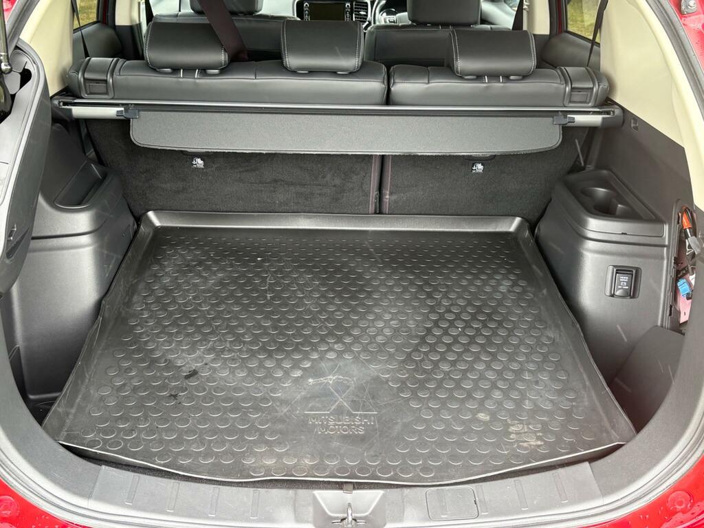 Mitsubishi Outlander 2.2 Di-d 3  #33