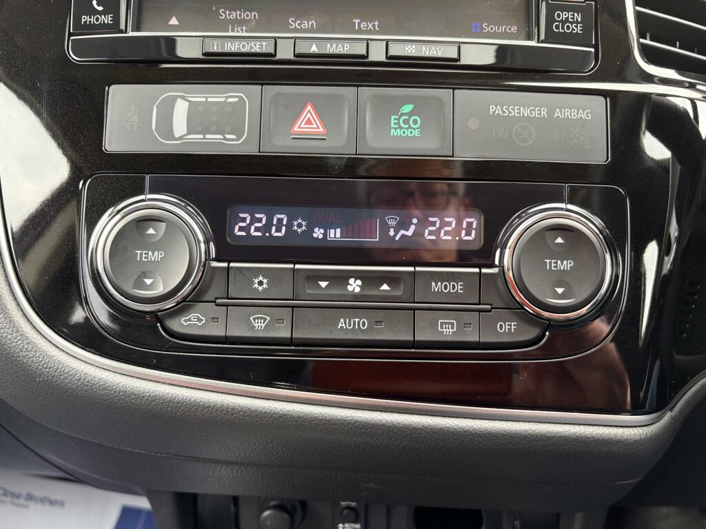 Mitsubishi Outlander 2.2 Di-d 3  #20