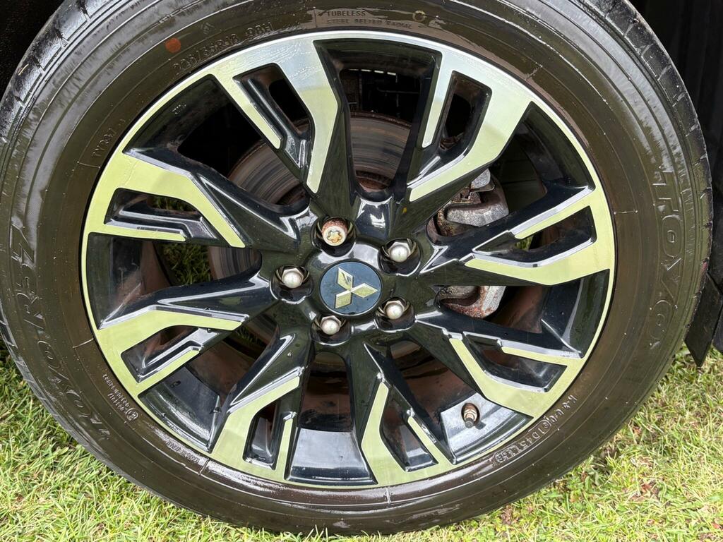 Mitsubishi Outlander 2.2 Di-d 3  #29
