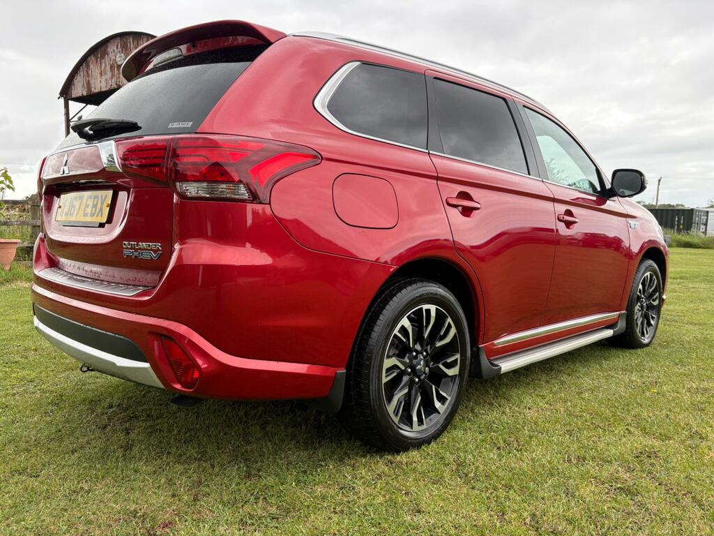 Mitsubishi Outlander 2.2 Di-d 3  #11