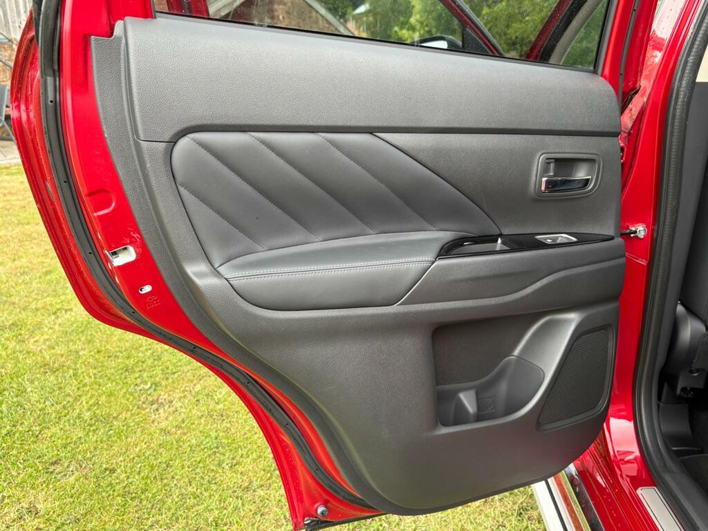 Mitsubishi Outlander 2.2 Di-d 3  #28