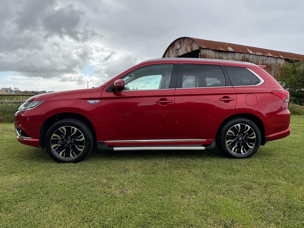 Mitsubishi Outlander 2.2 Di-d 3  #8