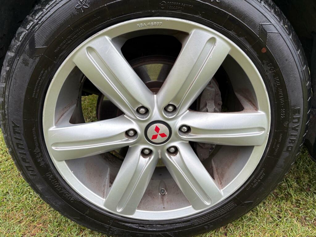 Mitsubishi Shogun Suv Silver #27