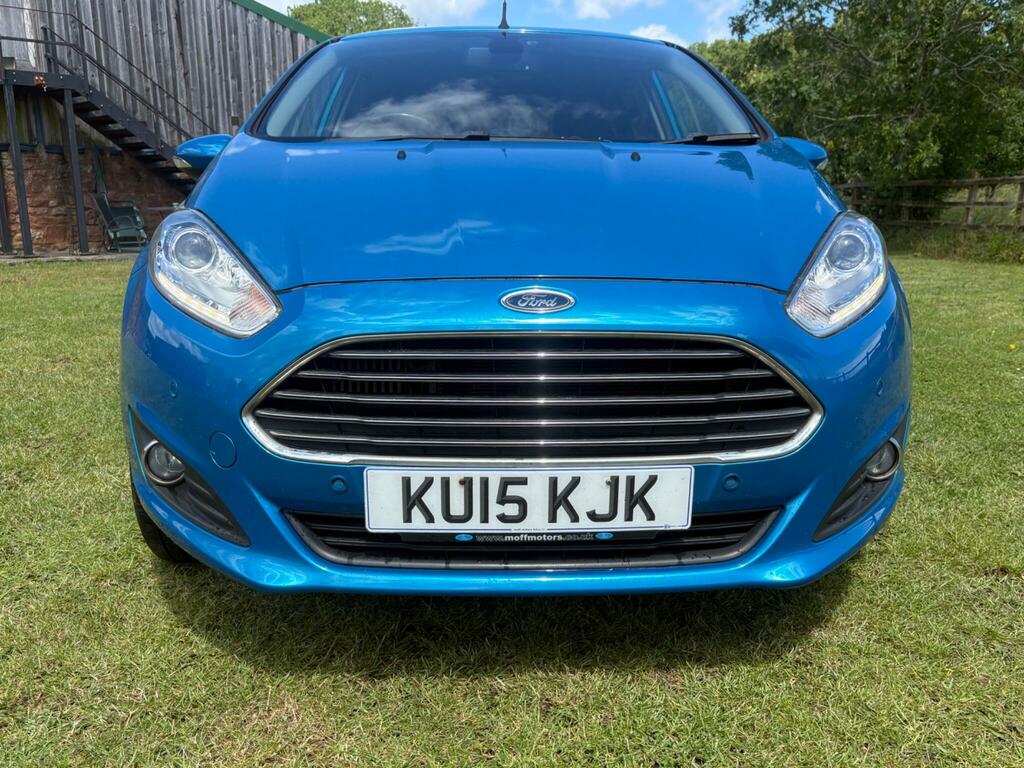 Ford Fiesta Zetec Red #7