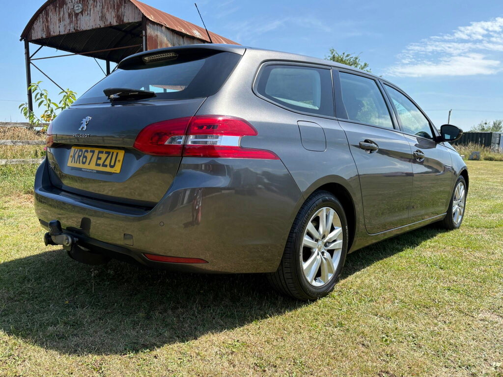 Peugeot 308 SW Bluehdi Active Silver #9