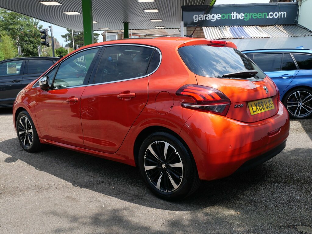 Peugeot 208 1.2 Puretech Allure Premium Euro 6 Ss Orange #6