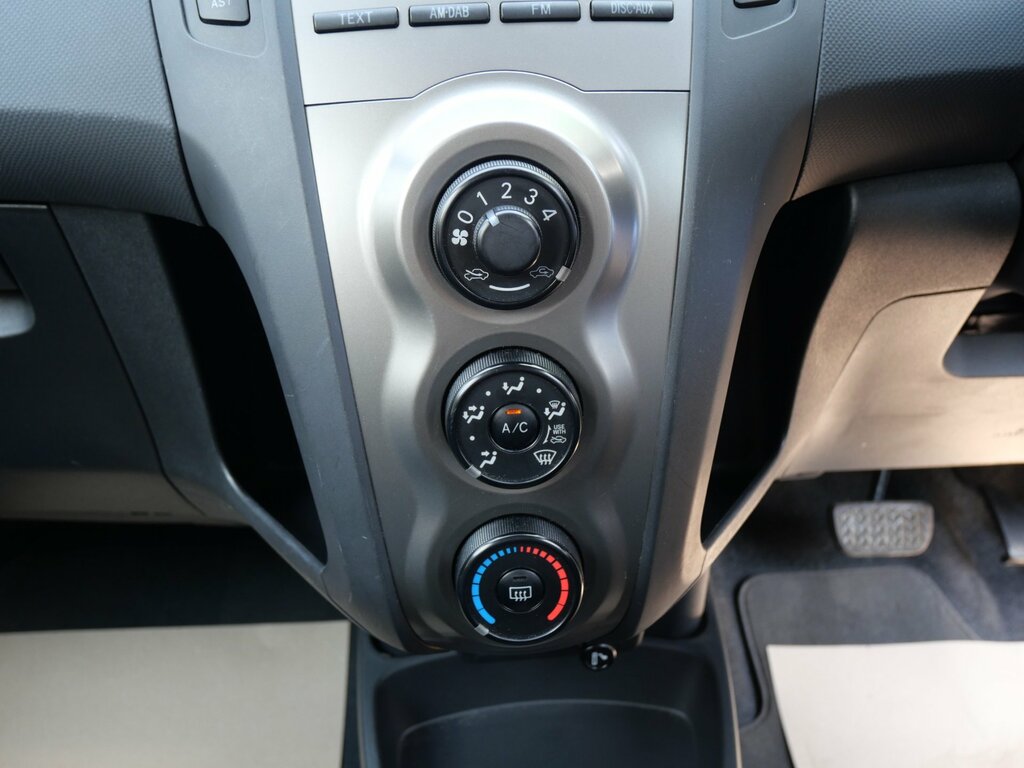 Toyota Yaris 1.4 Tr D-4d 89 Bhp Blue #20