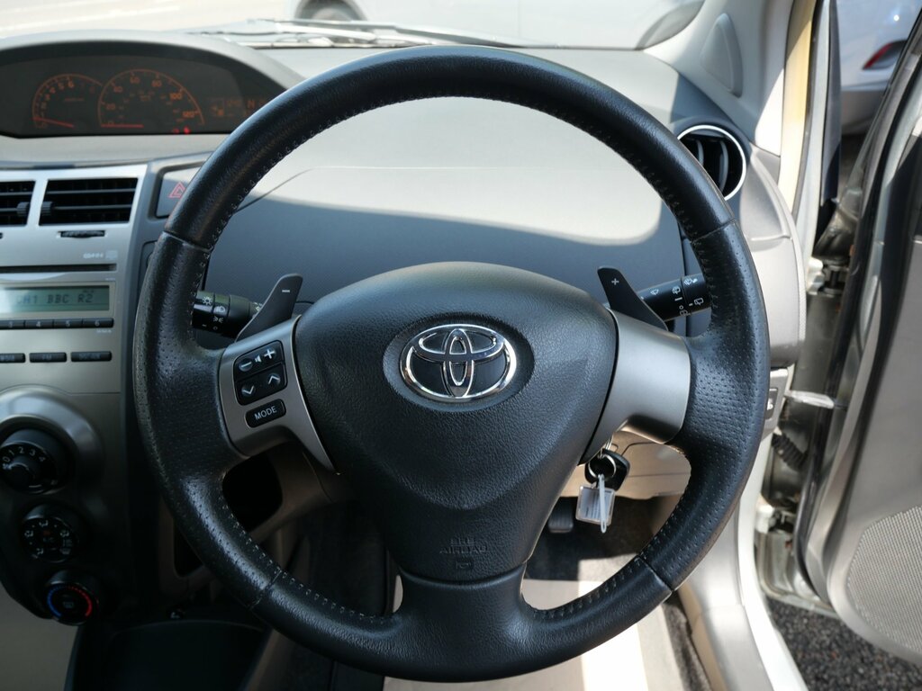 Toyota Yaris 1.4 Tr D-4d 89 Bhp Blue #26