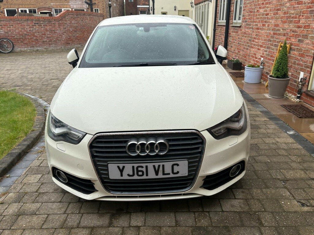 Audi 80 Hatchback 2024 White #4