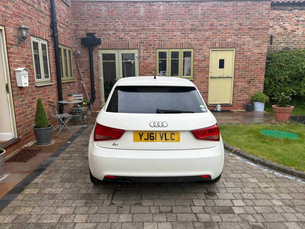 Audi 80 Hatchback 2024 White #2