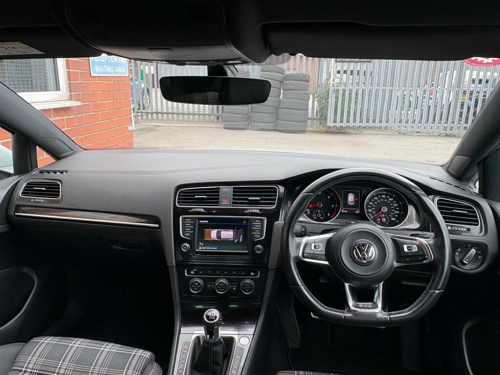 Volkswagen Golf Match Edition Tdi White #10