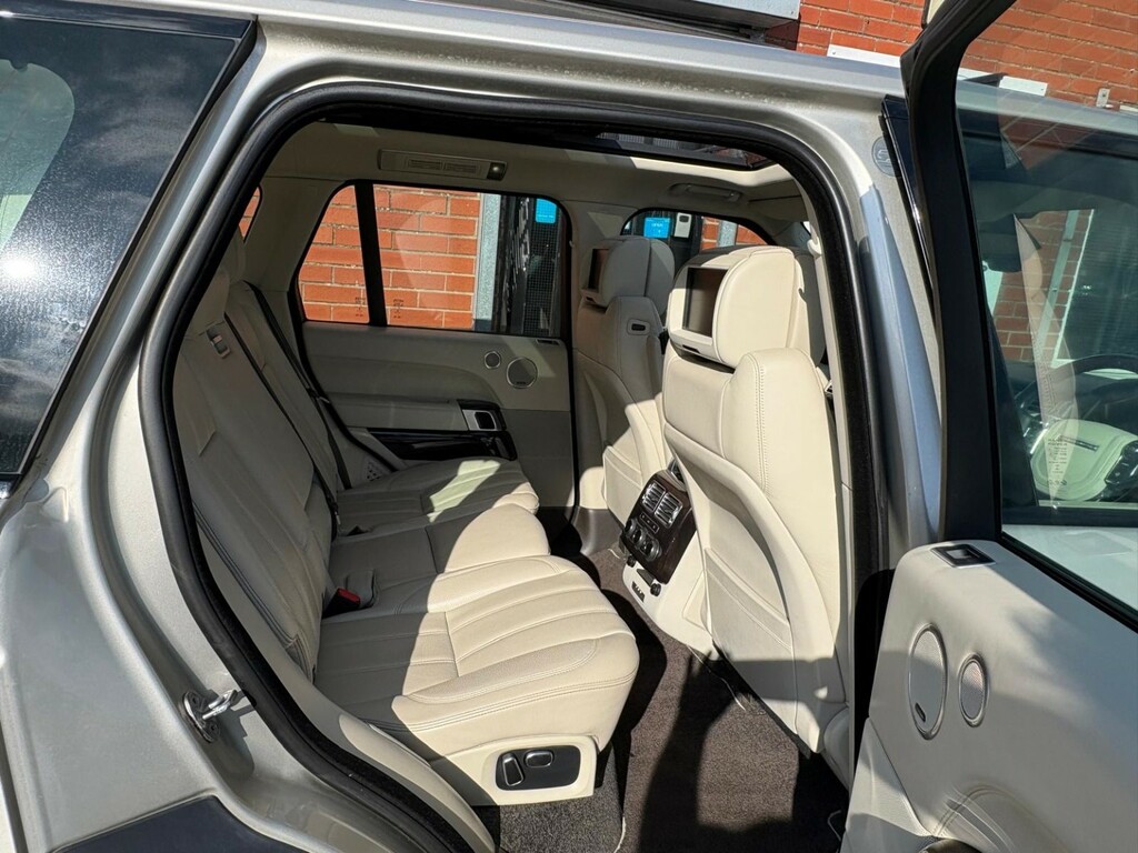Land Rover Range Rover 4X4 3.0 Black #14