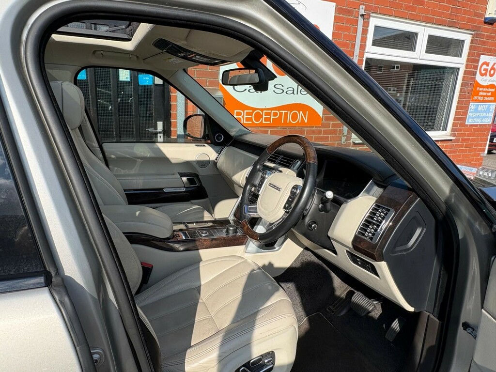 Land Rover Range Rover 4X4 3.0 Black #13