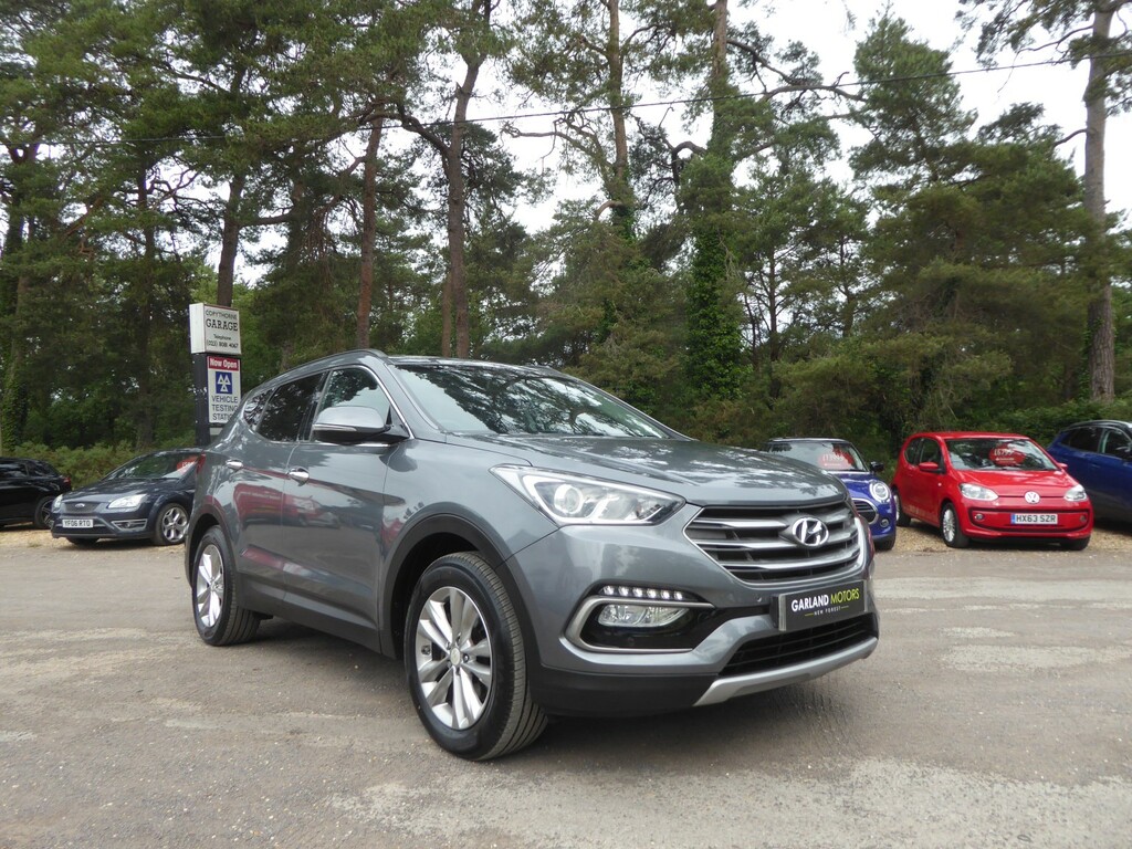 Hyundai Santa Fe Suv 2.2 Crdi Premium Awd 201717 Silver #3