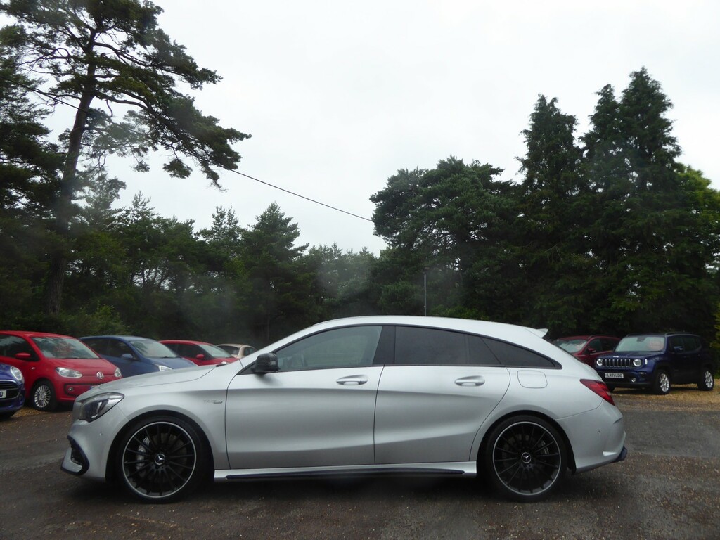 Mercedes-Benz CLA Class 2.0 Cla45 Amg Shooting Brake GX18HSU Silver