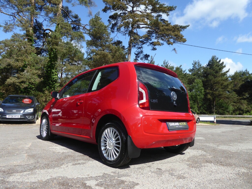 Volkswagen Up Hatchback 1.0 High Up 201363 Red #3