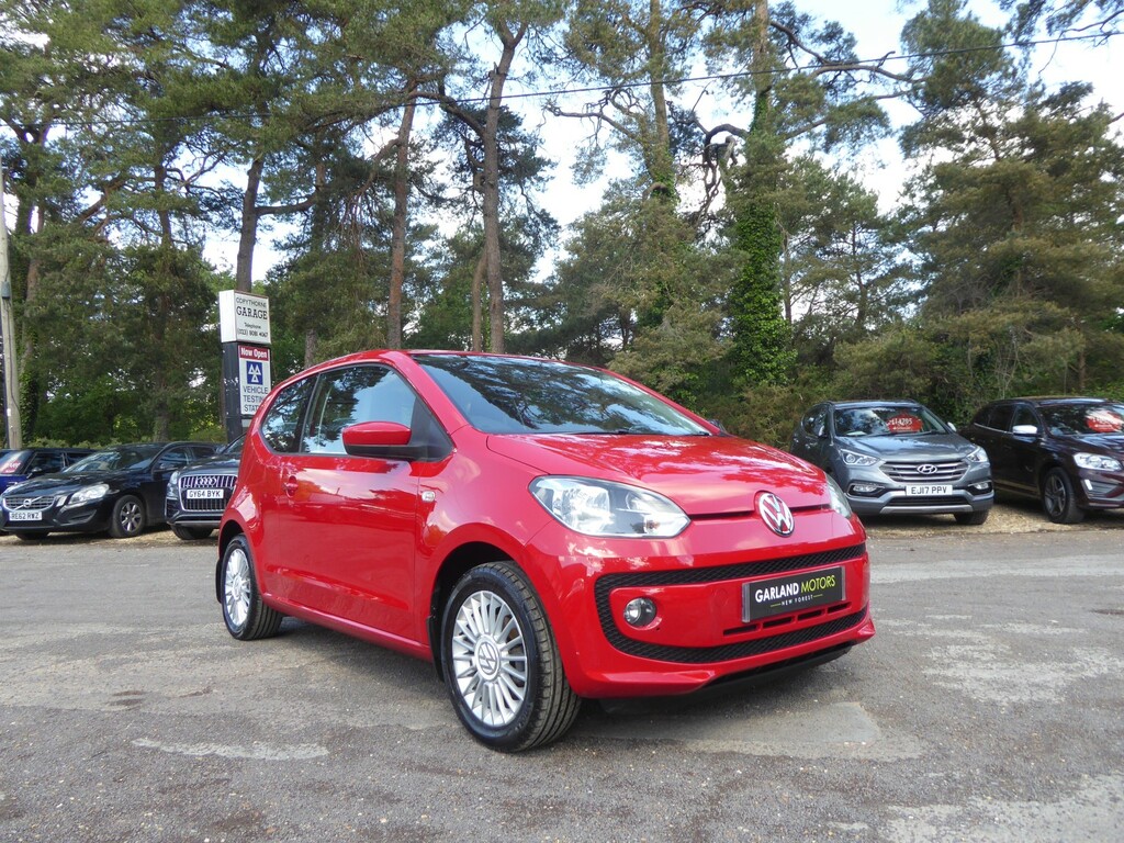 Volkswagen Up Hatchback 1.0 High Up 201363 Red #4