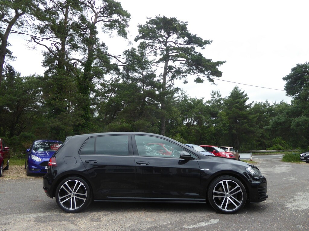 Volkswagen Golf 2.0 Tdi Bluemotion Tech Gtd Black #4