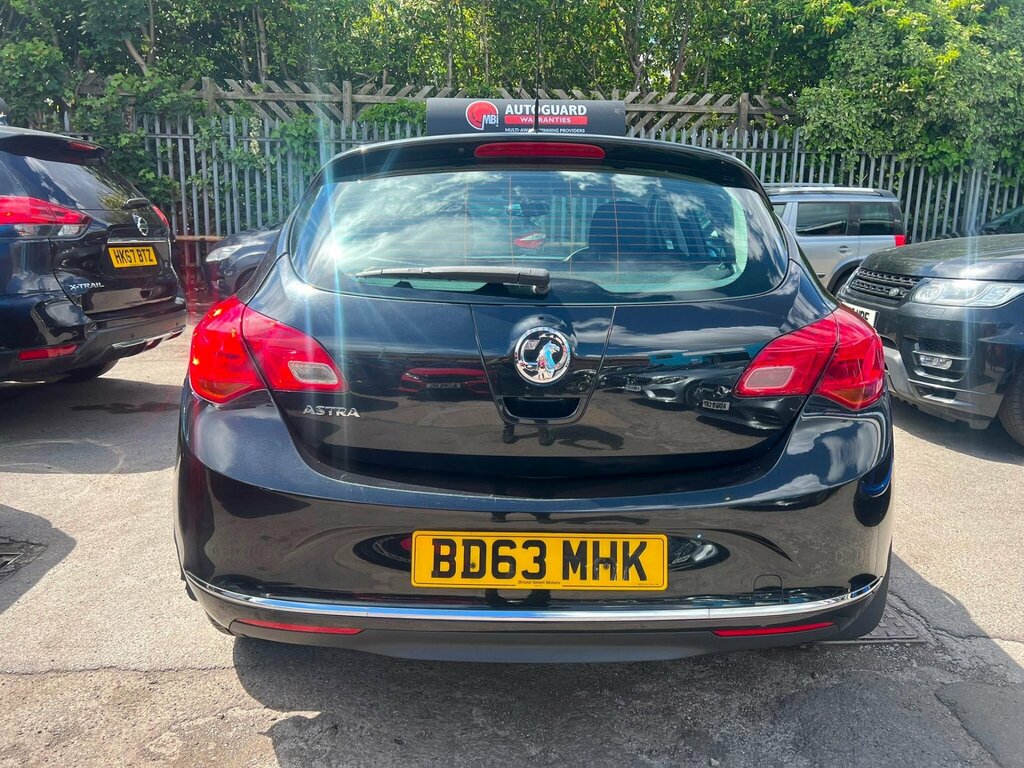 Vauxhall Astra 1.4 16V Energy Euro 5 BD63MHK Black #6