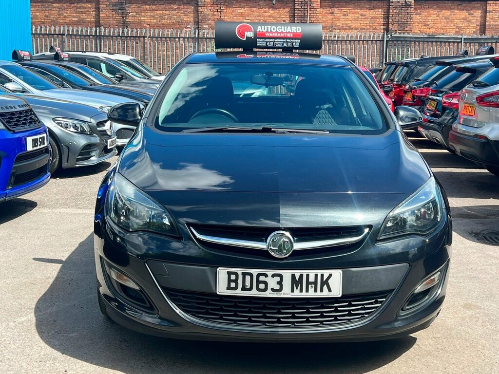 Vauxhall Astra 1.4 16V Energy Euro 5 BD63MHK Black #2