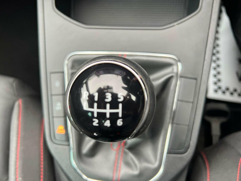 Seat Ibiza 1.0 Mpi Se 201818 Grey #13