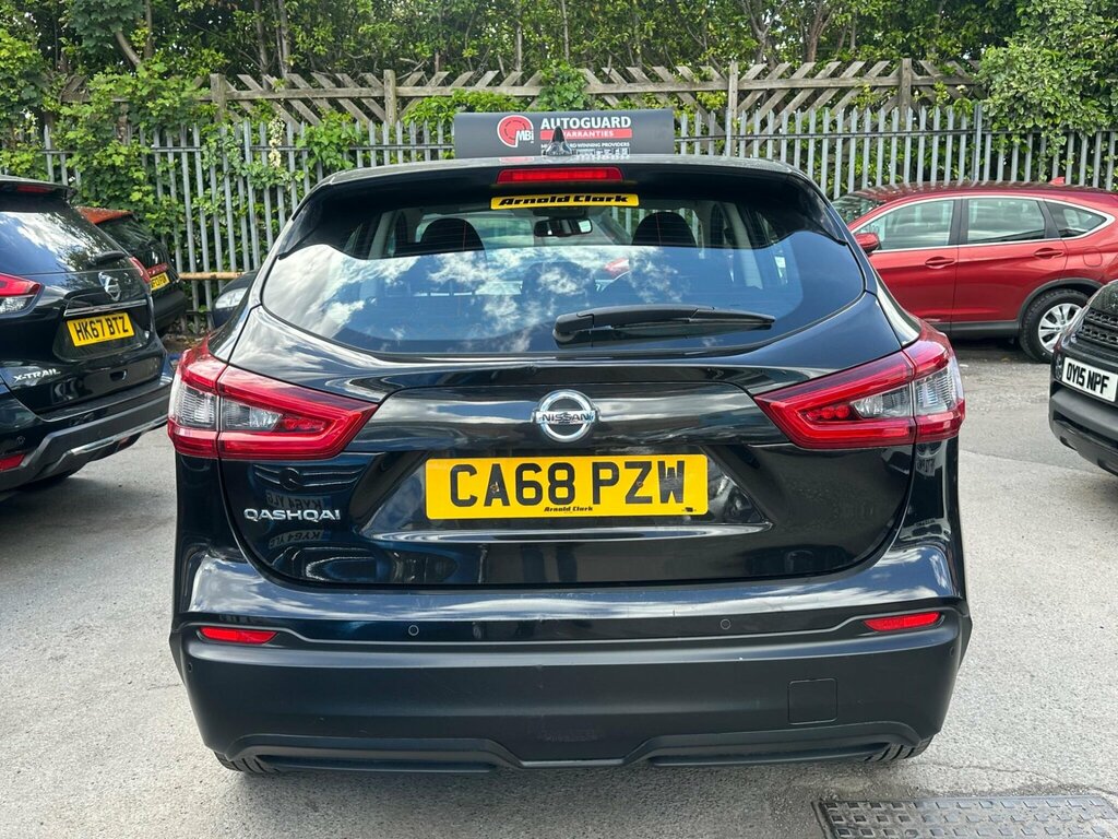 Nissan Qashqai 1.5 Dci Acenta Premium Euro 6 Ss CA68PZW Black #5