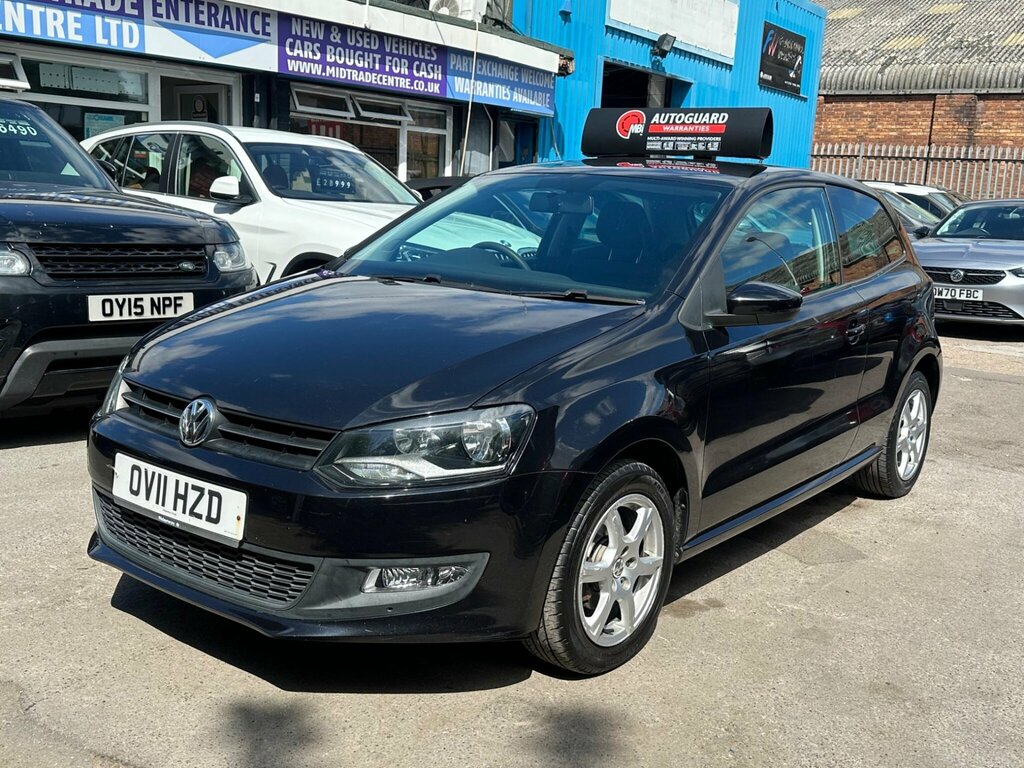 Volkswagen Polo Hatchback White #3