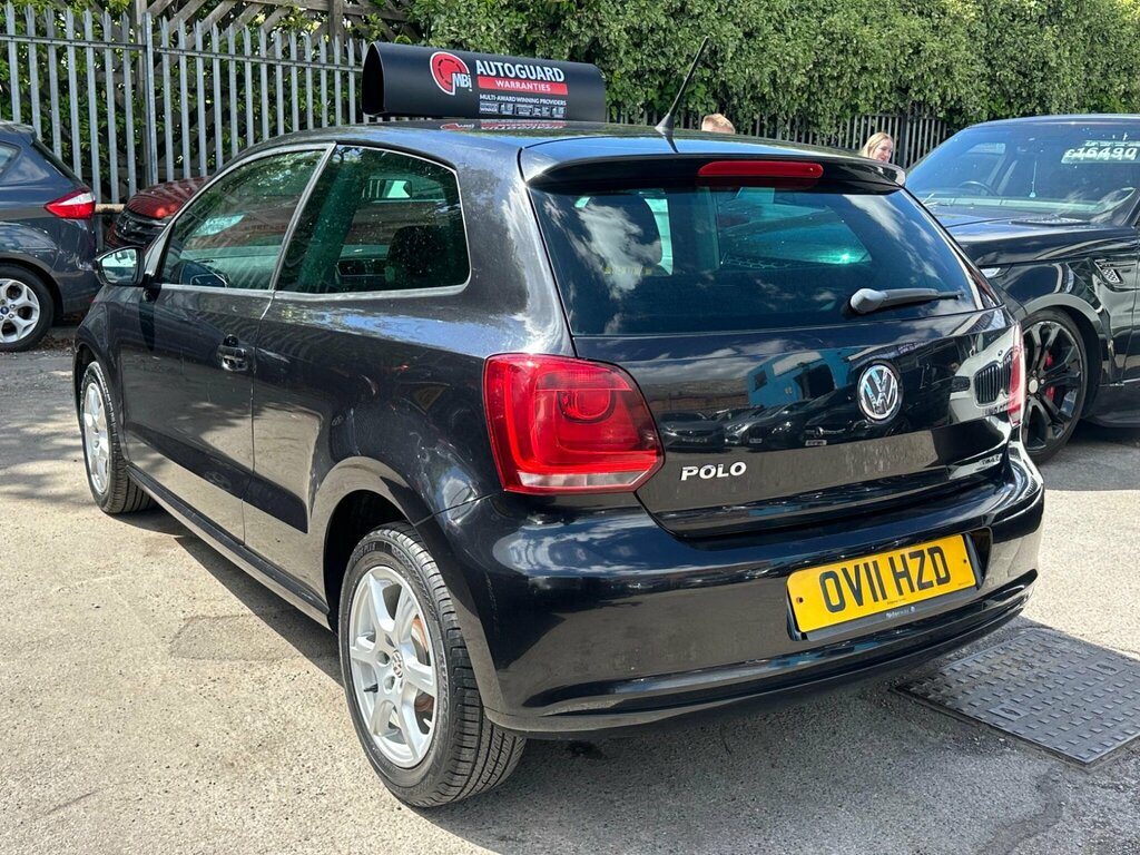 Volkswagen Polo Hatchback White #4