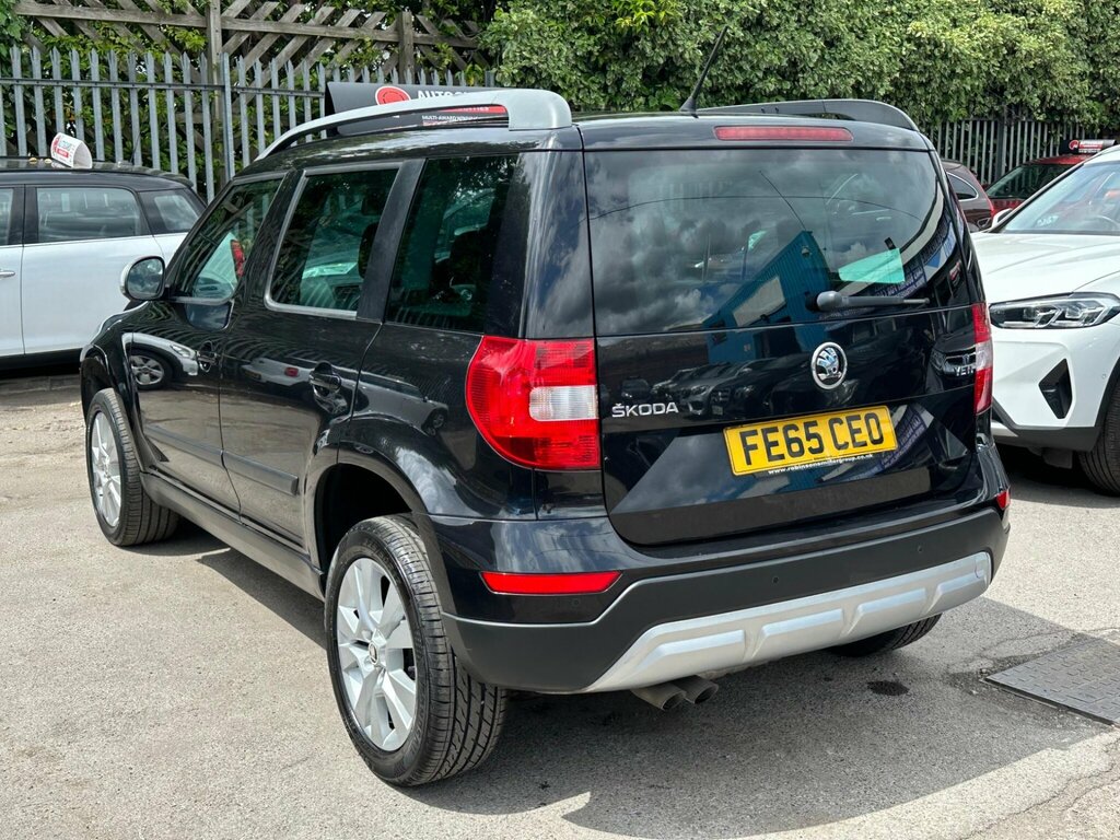 Skoda Yeti 2.0 Tdi Se L Outdoor Euro 6 Ss Black #4