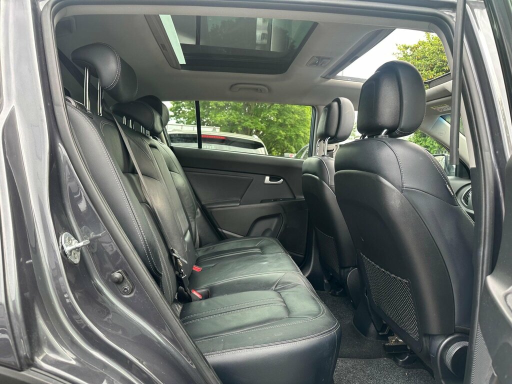Kia Sportage 1.7 Crdi Isg 3 White #9