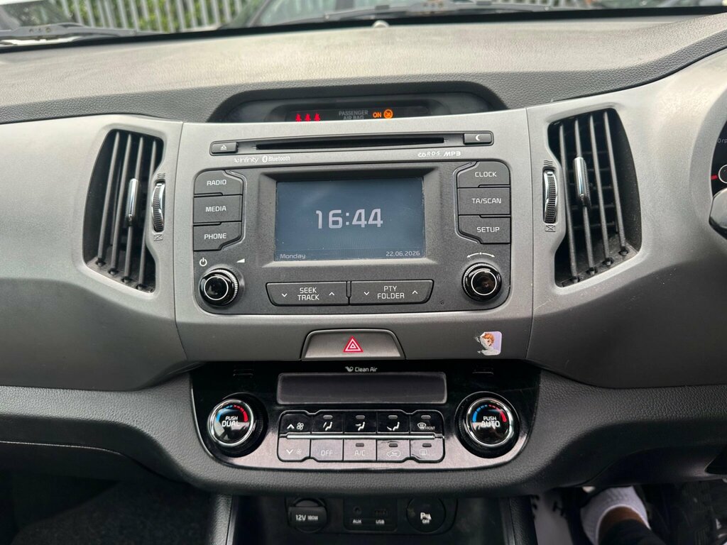 Kia Sportage 1.7 Crdi Isg 3 White #12