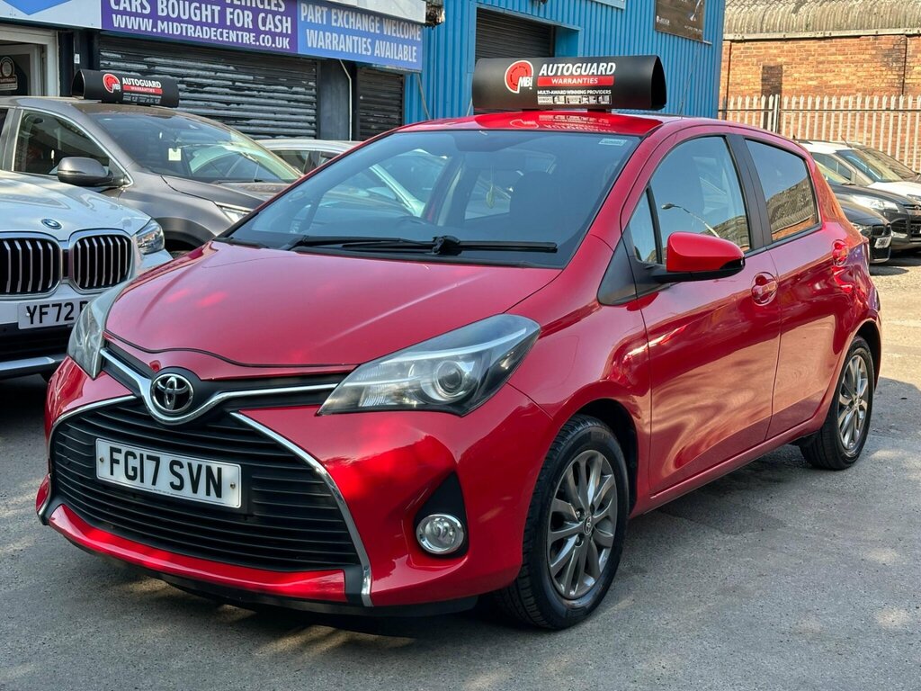 Toyota Yaris 1.4 D-4d Icon Euro 6 Red #3