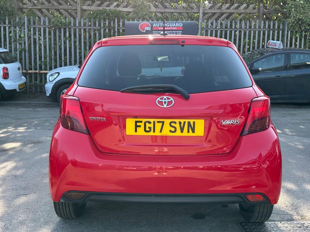 Toyota Yaris 1.4 D-4d Icon Euro 6 Red #5